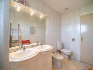 Villas Villa in Caunes-Minervois with Private Pool, cleaning included : photos des chambres
