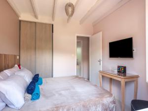 Villas Villa in Callian with Heated Pool and Terrace, cleaning included : photos des chambres