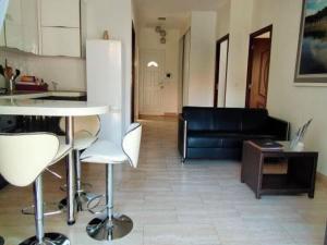 Villas Villa in Montauroux with Pool and Hill Views, cleaning included : photos des chambres