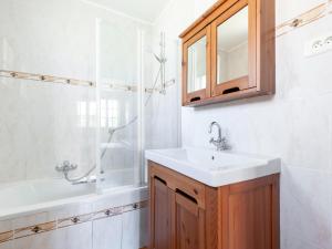 Maisons de vacances Villa in Taradeau near Vineyards & Beaches, cleaning included : photos des chambres