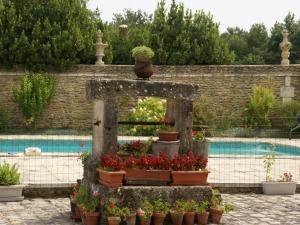 Maisons de vacances Holiday Home in Thurageau with Private Pool, cleaning included : photos des chambres