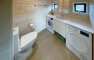 Gorgeous Home In Frørup With Kitchen