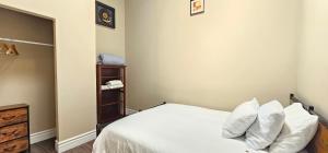 Perfect Location! Quiet-Spacious-2 Bed-2 Bath