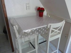 Maisons de vacances Cottage in Central Bayeux, cleaning included : photos des chambres