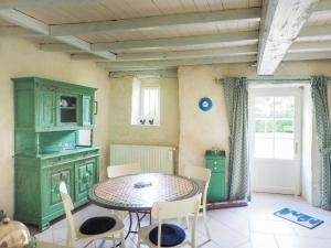 Holiday Home Saint-Laurent Pool Retreat, cleaning included