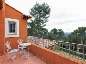 Villas Villa in Lorgues with Private Pool, cleaning included : photos des chambres