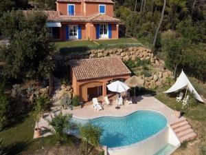 Villas Villa in Lorgues with Private Pool, cleaning included : photos des chambres