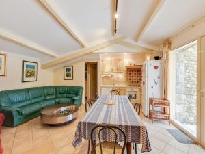 Maisons de vacances Villa in Provence near Vaison-la-Romaine, cleaning included : photos des chambres
