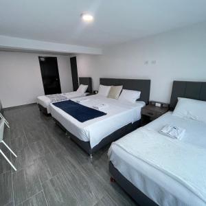 Outlanders House BOG Airport