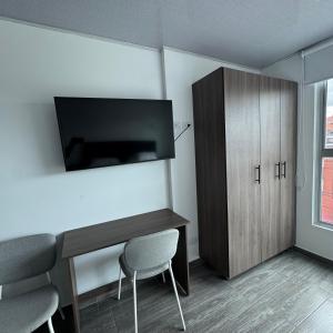 Outlanders House BOG Airport