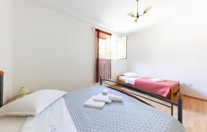 1 Bedroom Beautiful Apartment In Omis 