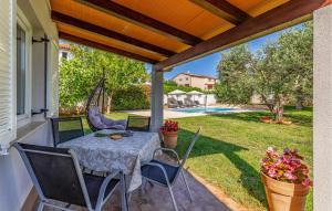 2 Bedroom Amazing Home In Medulin 