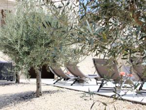 Villas Villa in Luberon with Saltwater Pool, cleaning included : photos des chambres