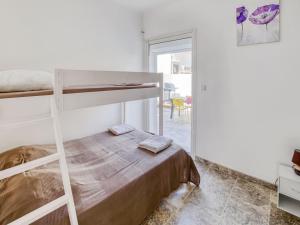 Maisons de vacances Holiday Home La Seyne near Beaches, cleaning included : photos des chambres
