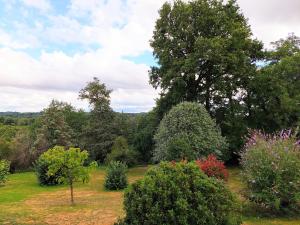 Maisons de vacances Holiday Home in Haute-Vienne near Nature Park, cleaning included : photos des chambres