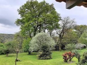 Maisons de vacances Holiday Home in Haute-Vienne near Nature Park, cleaning included : photos des chambres