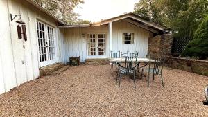 Cozy Cottage With Firepit, Wineries, Horses