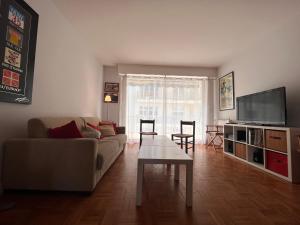 Appartements Appartement lumineux, proche plage, balcon, parking, WiFi - FR-1-239-962 : photos des chambres