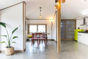 Saesarr Private Stay in Mandarin Orchard, 100m from Sea