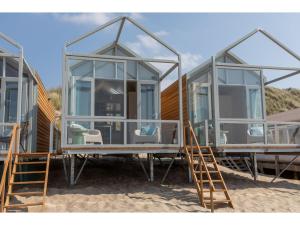 Cottage on the beach of Dishoek, cleaning included