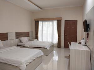 Saung Dolken Syariah Resort & Hotel