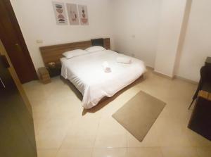 A stylish cozy apartment close to Cairo airport.