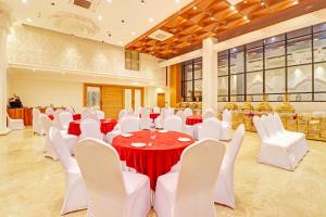 Super Townhouse Patel Nagar Near Saharanpur Chowk Dehradun