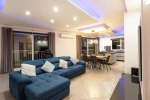 Luxury Apartment in Gzira close to Sliema 3 BR Apartment Sleep 8