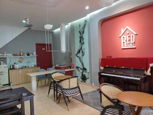 Redhome Dorm 2