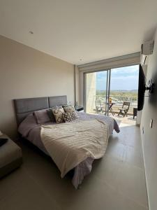 Baia Kristal lujoso apto 3 hab vista top