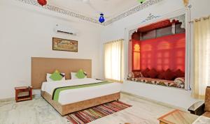 KHAKHRI HAVELI - A Boutique Hotel