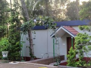 StayCool Homestay near Airport