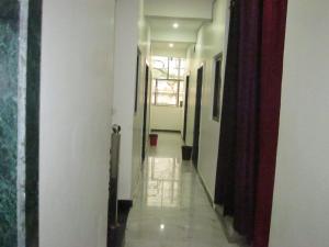 Shri prabhu dham- Near Prem Mandir