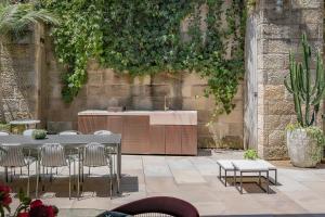 The Darling Private Oasis with Heated Magnesium Pool