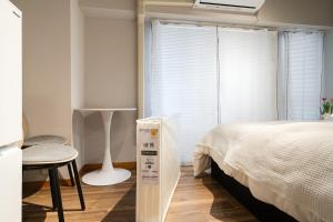 7minute walk from JR Takadanobaba Station, 11 minutes from Shinjuku ,Wi-Fi, simple and high-quality space