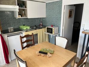 Appartements Bas de Chalet a Gruissan Plage : Appartement 1 Chambre