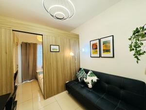 1BR Condotel with Balcony at FAME Residences #FM41-1