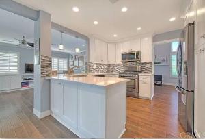 Mountain View • Pool House