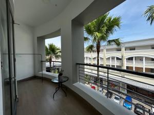 BS Homestay5 - 2R2B Apartment with a Balcony