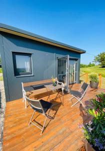 Relaxing Tiny House with a beautiful view over the hills in Zagorje