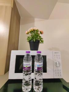 1BR Condotel with Balcony at FAME Residences #FM52-1