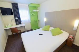 Hotels Campanile Paris Ouest - Nanterre - La Defense : photos des chambres