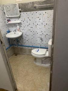 Near Central Festival Hat Yai,5-8 people