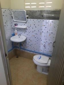 Near Central Festival Hat Yai,5-8 people