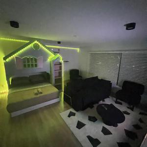 Arte Cheres Karaoke 7 pax