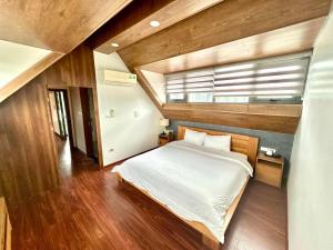 LÁ villa Flamingo đại lải 5BR, Pool, BBQ, Karaoke