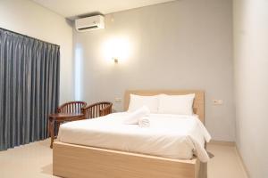 The Joy Culinary & Room