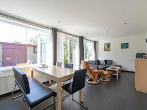 Holiday Home Callantsoog near the Beach