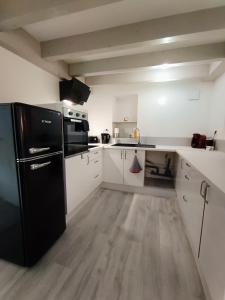 Lécrin de Sisteron - lac, centre-ville et parking