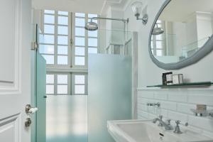 Deluxe Double Room with Garden View